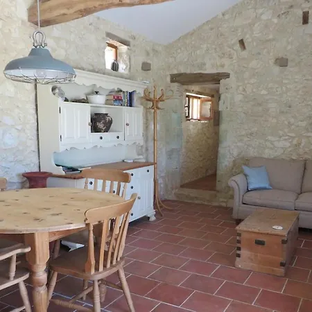 Holiday home Le Perchoir, Private Pool And Peaceful French